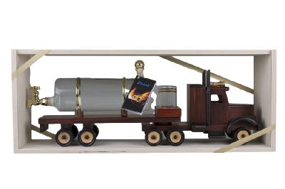 Detesk Švestka 40% 0,5l (dárkové balení tahač s cisternou)