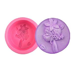 Silikonová forma na mýdlo dívka V.